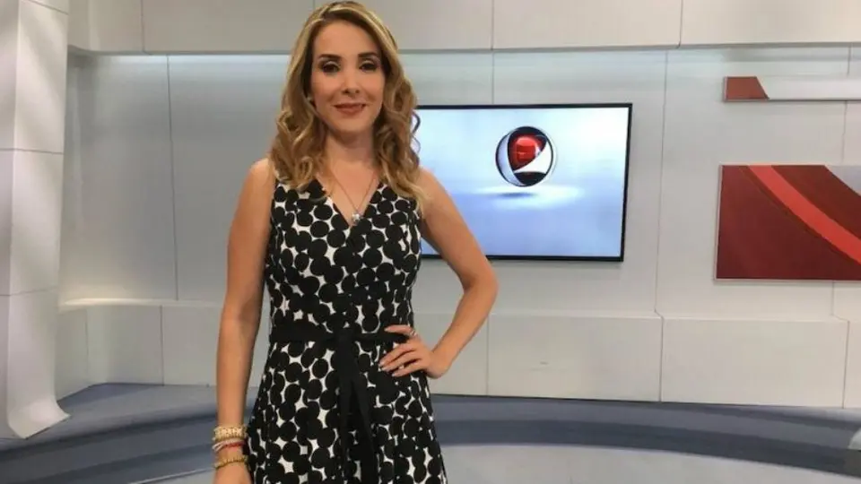Video: Azucena Uresti se enojó y lanzó insulto durante noticiero