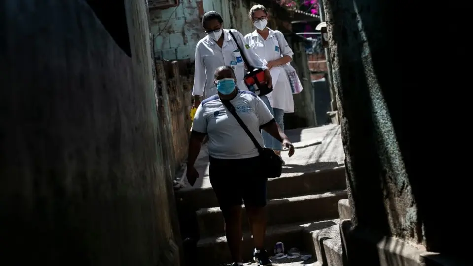 Covid-19: Brasil superó los 10 millones de contagios y 243 mil muertes
