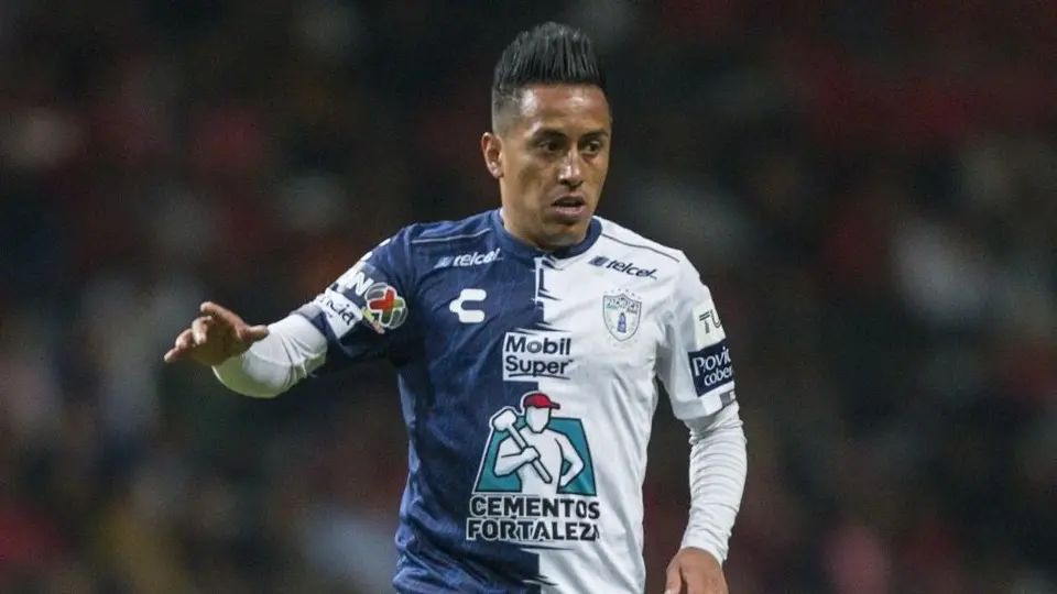 Pachuca y Christian Cueva deberán pagar multa de 7 mdd a Santos de Brasil