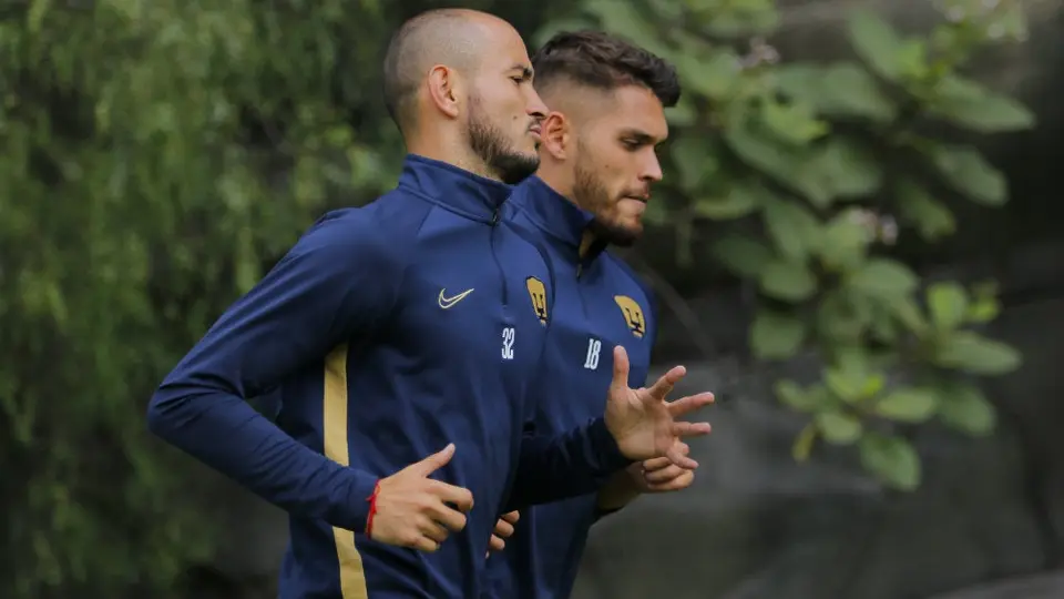 Pumas: González y Freire, bajas ante América por Coronavirus
