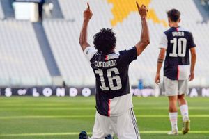 León: Juan Cuadrado presumió playera de La Fiera