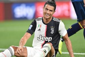 Cristiano Ronaldo volvió a cambiarse el look y lo presumió en sus redes
