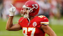 Travis Kelce firma contrato multimillonario con Kansas City Chiefs