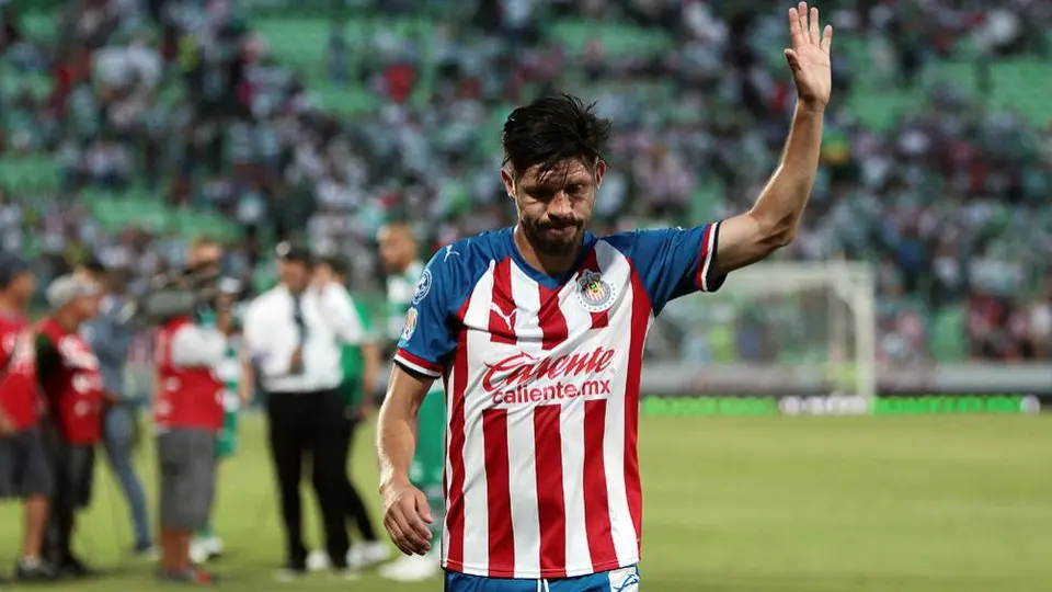 Oribe Peralta: 'En México se ha dejado de formar a los jugadores desde lo moral'