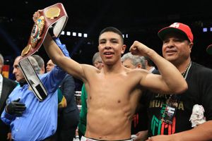 Jaime Munguía, a la defensa del título Intercontinental Medio OMB ante Tureano Johnson