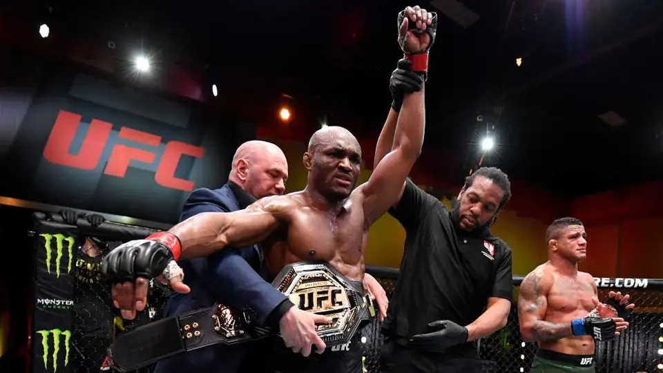 UFC 258: Kamaru Usman noqueó a Gilbert Burns y retuvo su campeonato Welter