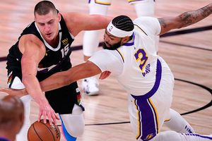 Nuggets descifró a los Lakers y se acerca en la Final del Oeste