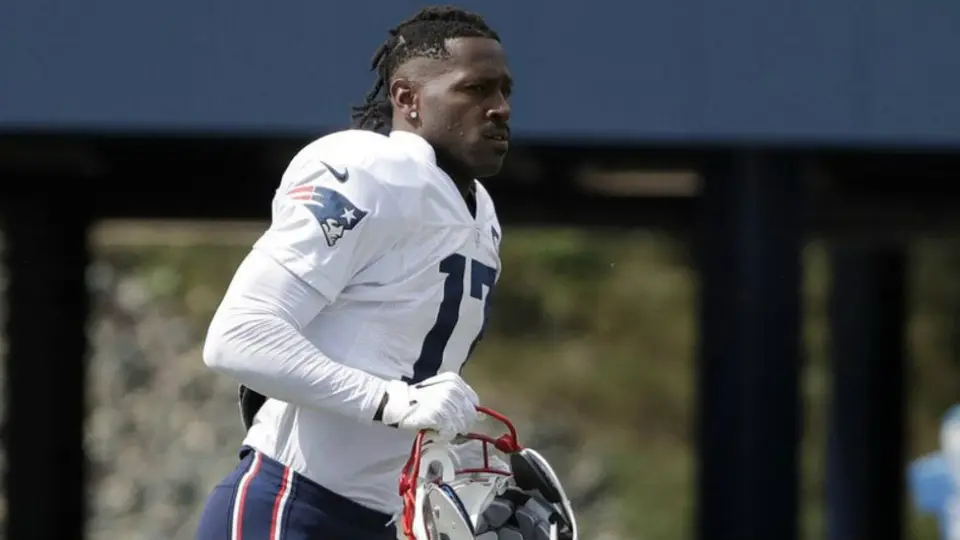 NFL: Antonio Brown, suspendido ocho juegos por violación de conducta