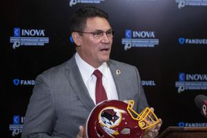 NFL: Ron Rivera trabaja para cambiar el nombre de Redskins