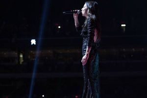 Video: Paty Cantú se equivocó en el Himno Nacional mexicano en Canelo vs Smith