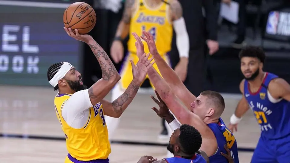 NBA: Anthony Davis comandó victoria de los Lakers sobre Nuggets en Final del Oeste