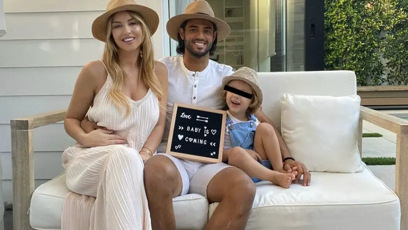 Carlos Vela se convirtió en padre por segunda vez