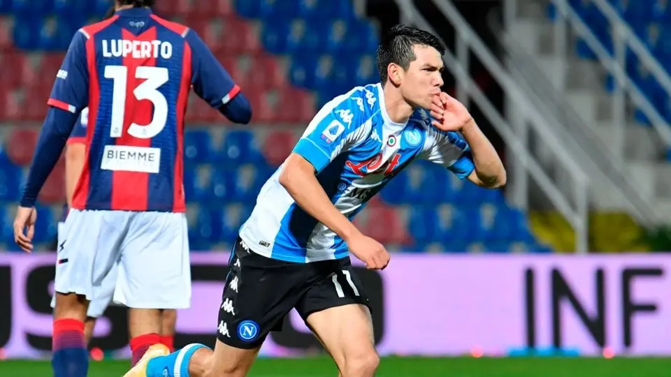 Chucky Lozano: Napoli goleó al Crotone 4-0 con un tanto del mexicano