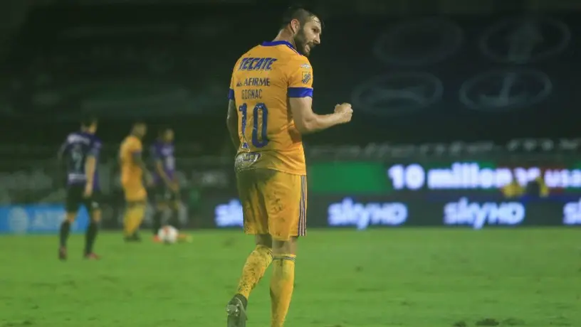 Gignac presumió vacaciones en lujosa hacienda del Caribe con renta de 766 mil pesos