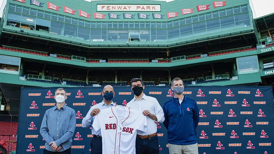 Alex Cora en su presentación con Red Sox: 'Merecí mi castigo, pero ahora soy mejor persona'