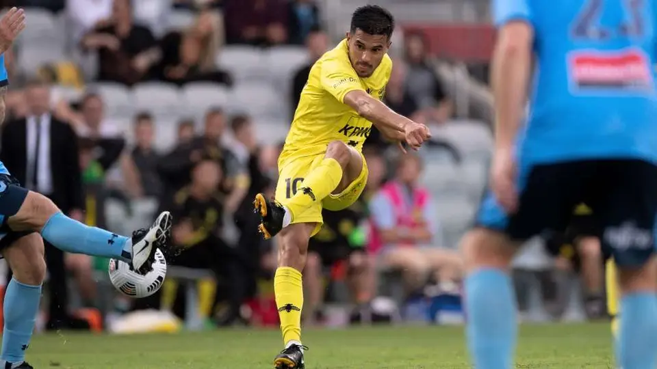 Ulises Dávila: Anotó un golazo en la derrota del Wellington Phoenix