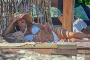 Vanessa Huppenkothen: Goza de unas vacaciones en las playas de Tulum