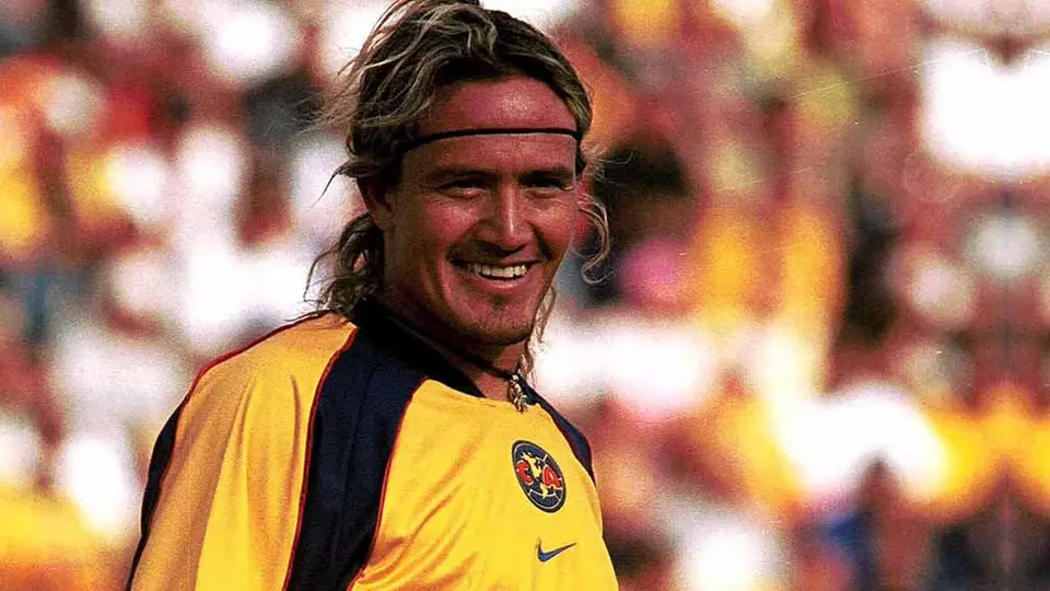 Video: Luis Hernández recordó cuando llegó a los golpes con Duilio Davino en América