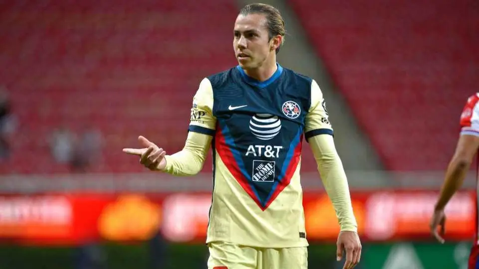 América: Sebastián Córdova, recuperado y titular para el Clásico Nacional