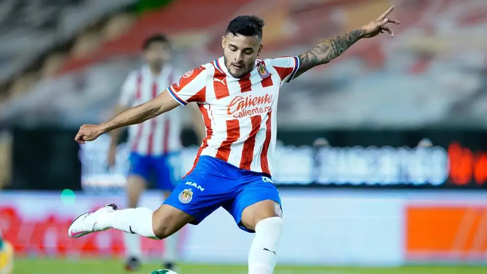 Chivas: Alexis Vega está 'entre algodones', pero podría estar listo vs León