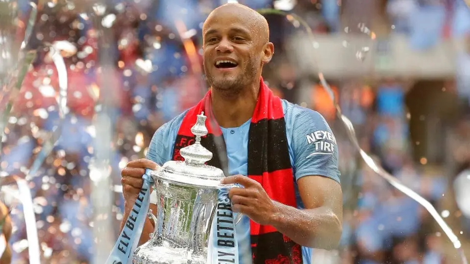 Vincent Kompany se retira y será nuevo entrenador del Anderlecht de Bélgica