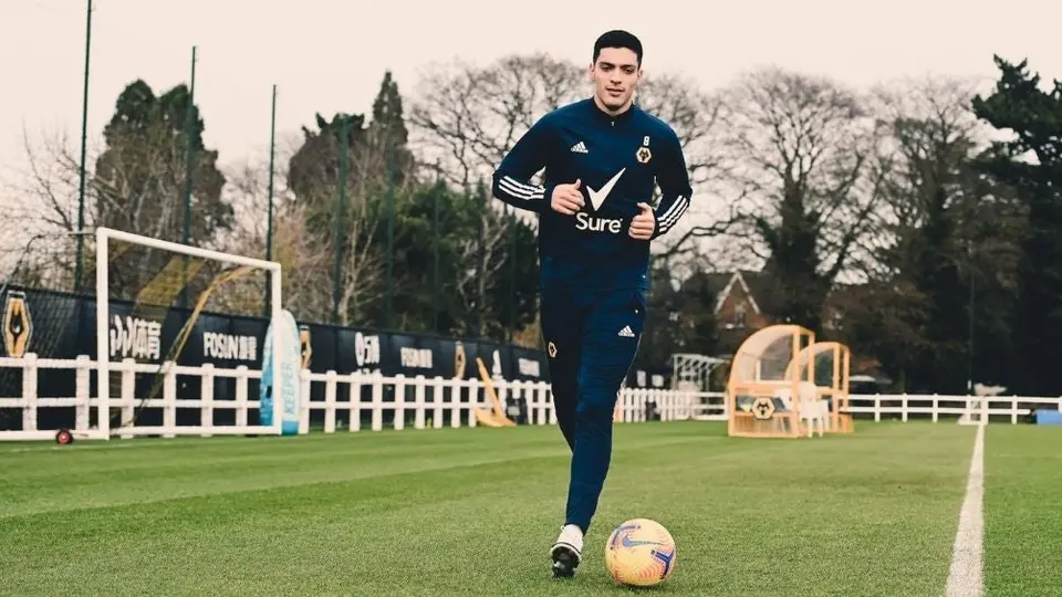 Raúl Jiménez: Wolverhampton compartió video de evolución de Raúl en entrenamiento