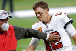 Bruce Arians confesó que su esposa conoció a Tom Brady hasta el Super Bowl