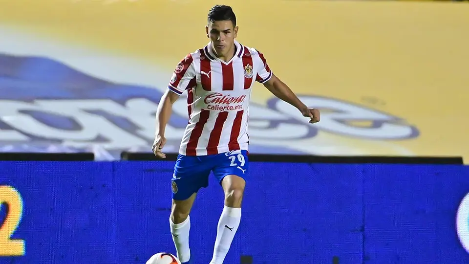Chivas vs América: Eduardo Torres, positivo por Covid 19 y se pierde el Clásico Nacional