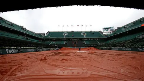 Roland Garros limita asistencia de aficionados a 5 mil por día por Covid-19