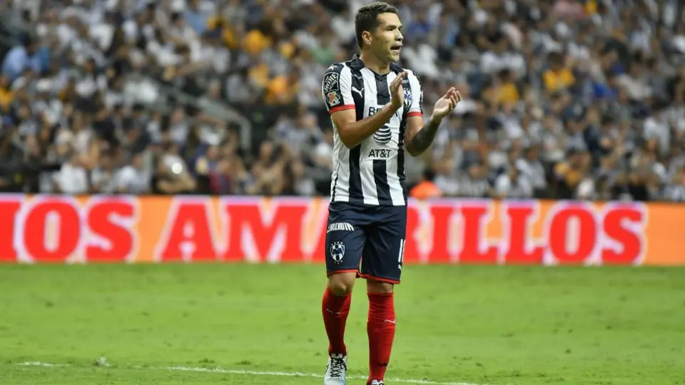 Celso Ortiz: 'Firmaría mi renovación con Rayados hasta con los pies'