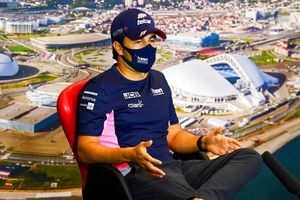 Checo Pérez: 'Con una buena salida en el GP de Rusia, todo puede pasar'