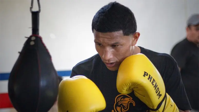 Alacrán Berchelt sobre la pelea con Óscar Valdez: 'Es la pelea más importante de mi carrera'