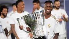 Real Madrid: Vinícius Jr. 'cantó' el himno de la Décima tras ganar LaLiga