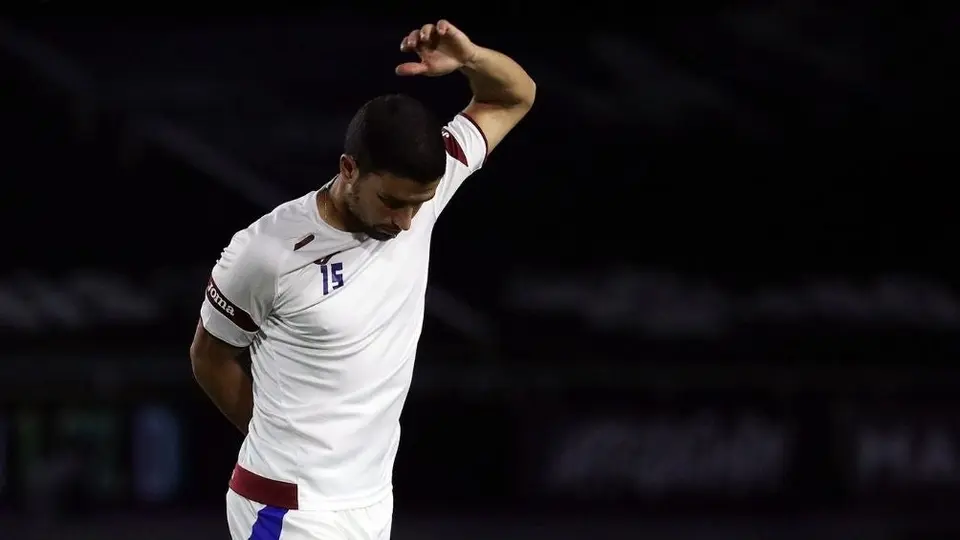 Chivas: Ignacio Rivero habría 'advertido' sin palabras antes de lesionar a Alexis Vega