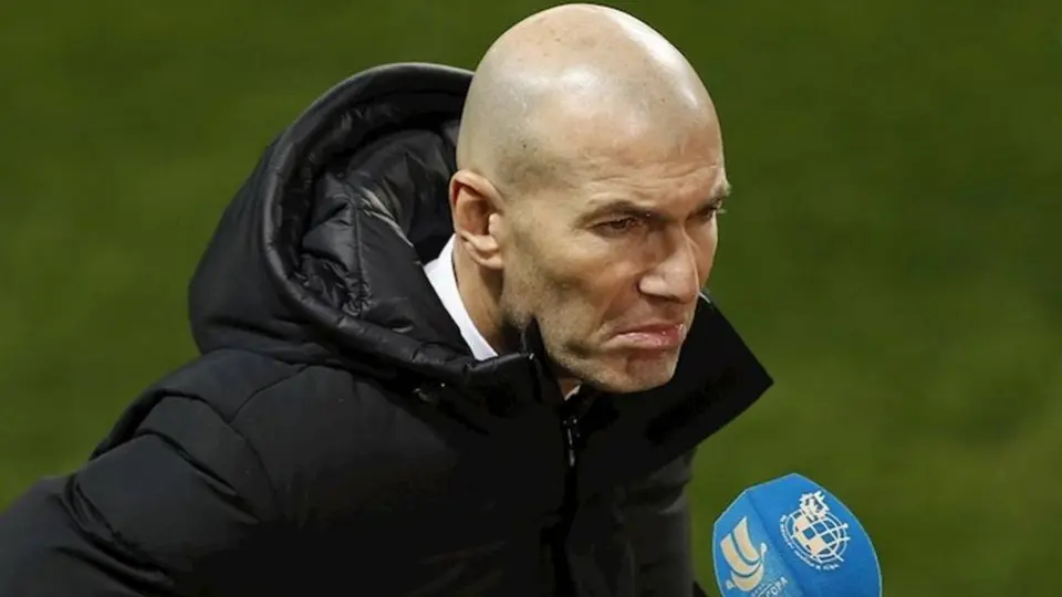 Zidane explotó ante los medios: 'Decirme a la cara que hay que cambiar el entrenador'