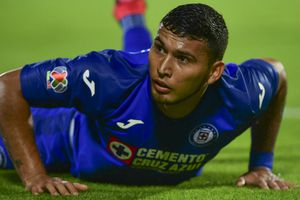 Cruz Azul: Escobar y Romo usaron como resbaladilla el camino al vestidor