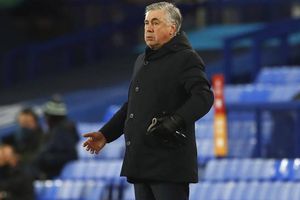 Ancelotti explicó su viral celebración soplando una taza de té