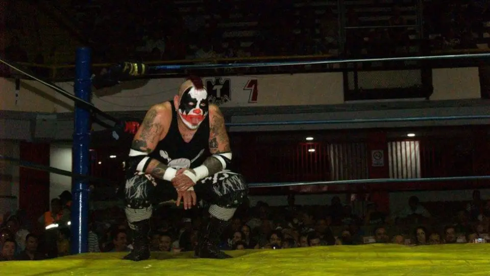 Pagano: 'Llevo la lucha extrema como estilo de vida en el ring'