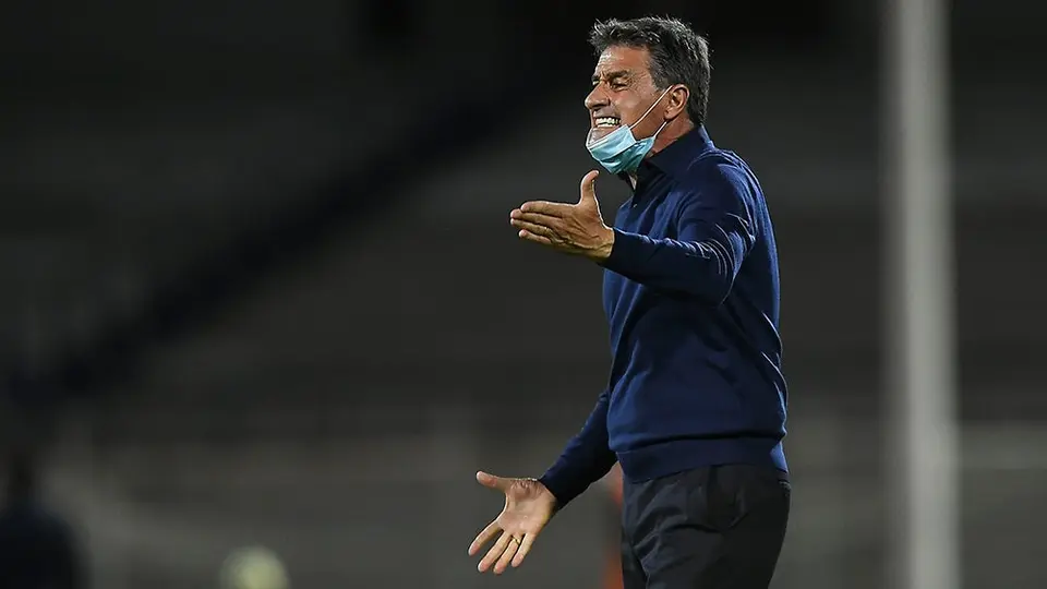 Pumas: Míchel renunció a la dirección técnica de la UNAM