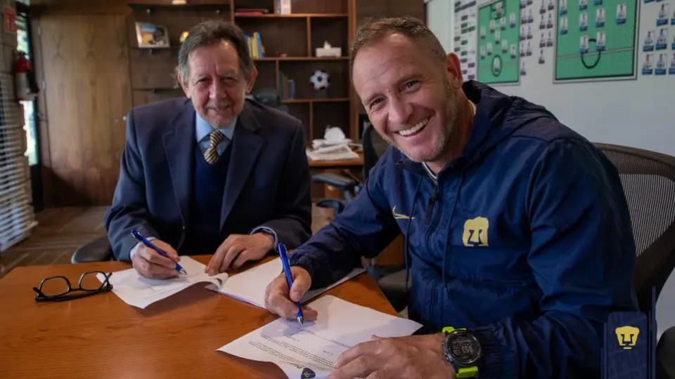 Pumas: Andrés Lillini seguirá como DT de Universidad por dos años más