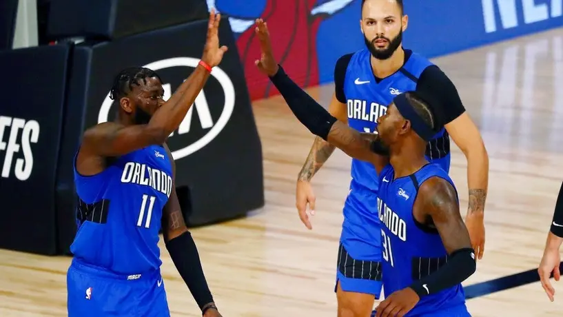NBA: Magic sorprendió a los Bucks y se llevó el primer juego de la serie