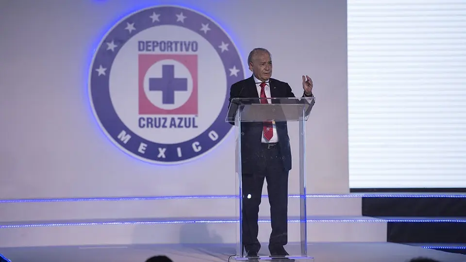 Disidentes tras renuncia de Billy Álvarez: 'Es un nuevo comienzo tras años de corrupción'