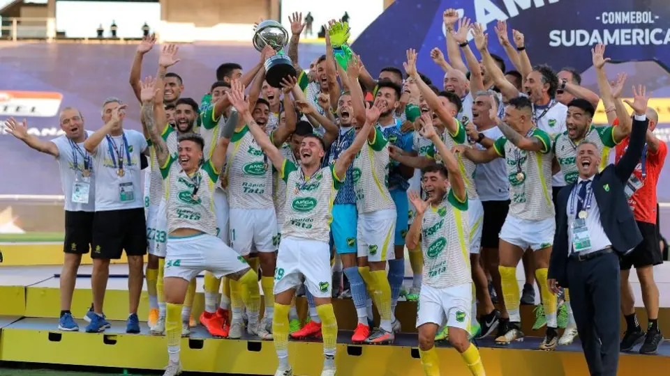 Copa Sudamericana: Defensa y Justicia se proclamó campeón al golear al Lanús