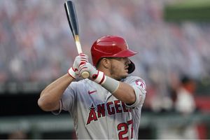 MLB: Tarjeta de novato de Mike Trout fue vendida en cifra récord
