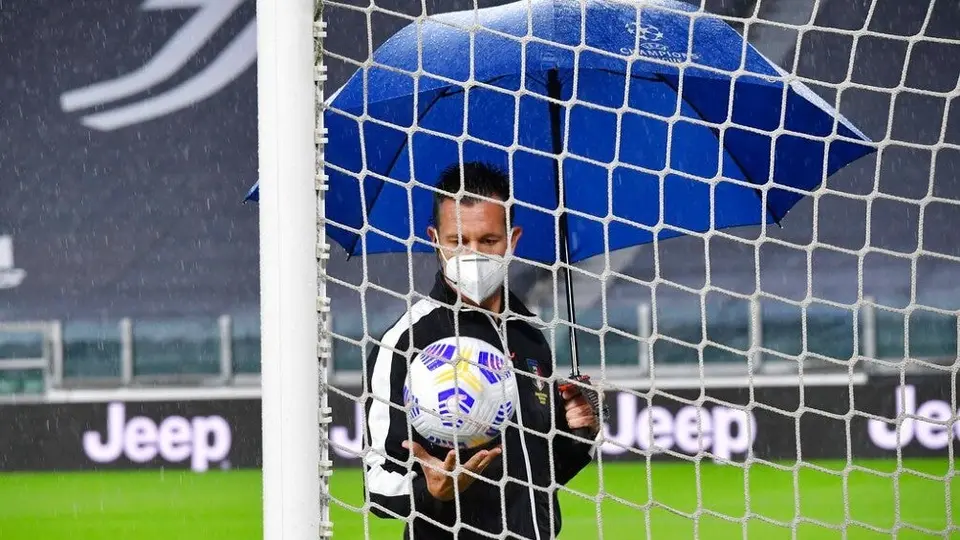 Juventus subrayó que respetó las reglas, pese a que Napoli pidiera aplazamiento