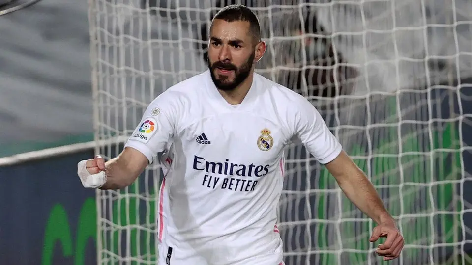 Real Madrid: Karim Benzema, entrenó al parejo y apunta al Derbi