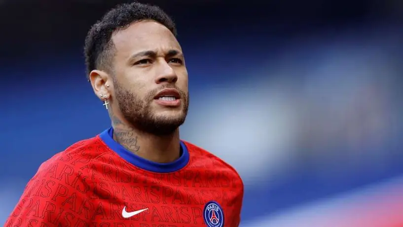 Neymar jugó póker tras ser expulsado en partido vs Lille