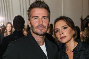 Beckham: Criticado por utilizar chanclas con calcetines en el Fashion Week de Londres