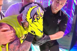 WWE: Rey Mysterio volvió a lesionarse el ojo en Extreme Rules