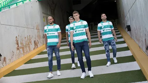 Santos: Presentó sus nuevas playeras para el Apertura 2020